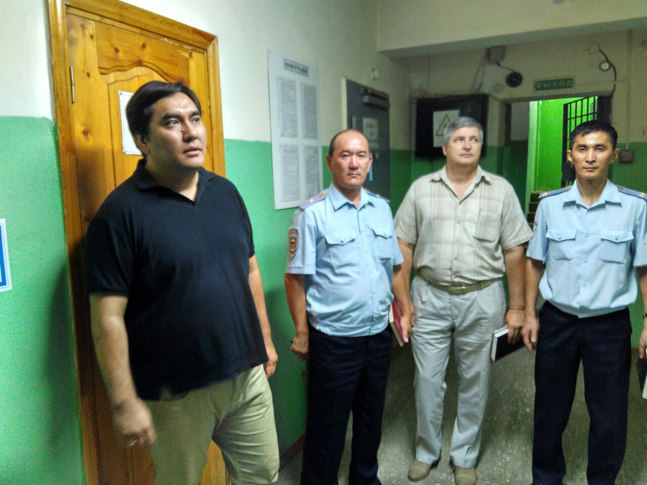 В Калмыкии представители общественности проверили работу изолятора временного содержания