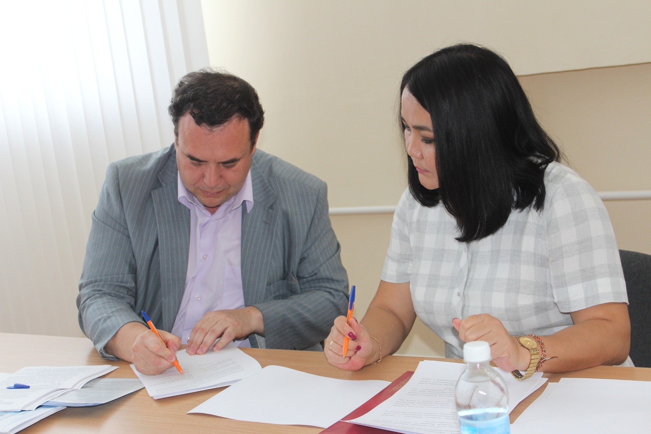 На финишной прямой: общественники Калмыкии подписали меморандум о сотрудничестве в день выборов  