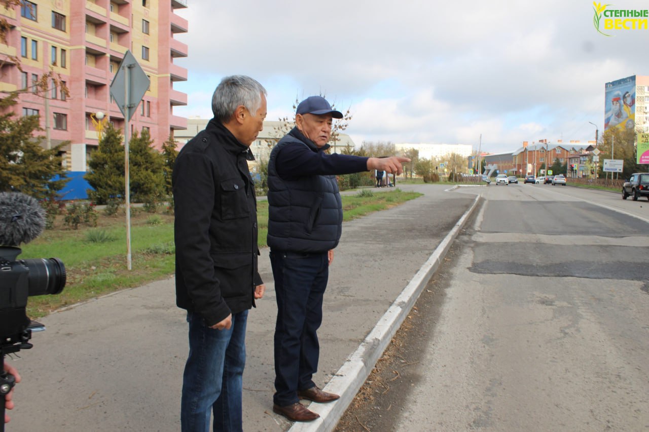 Общественники Калмыкии взяли на контроль ремонт дорог в Элисте